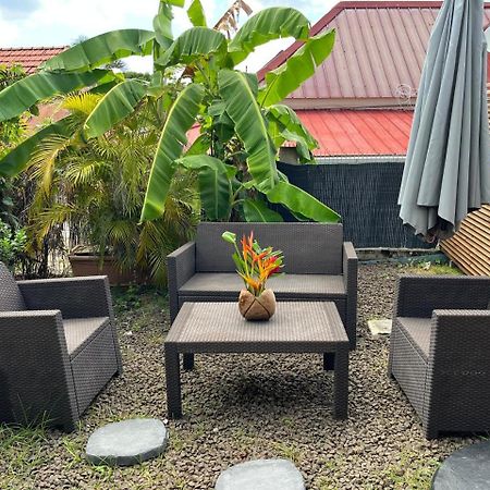 Agreable Appartement En Rez-De-Jardin A 450M De La Mer Sainte-Anne Buitenkant foto